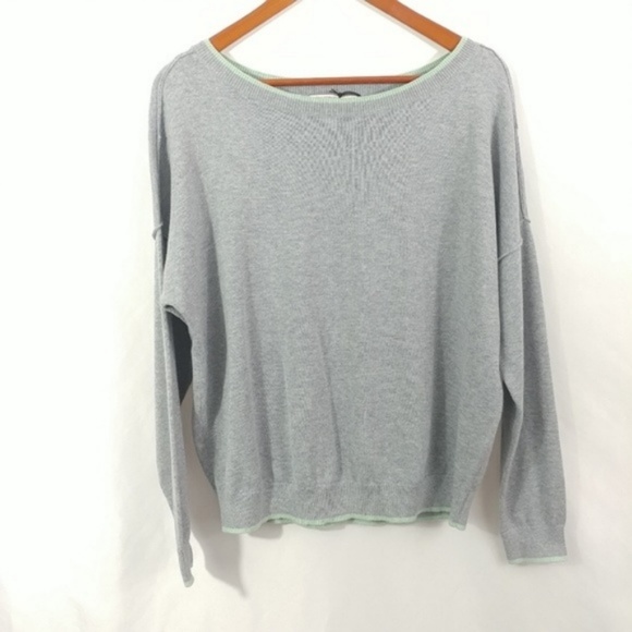 NWT Victoria's Secret Cashmere Blend Sweater - Picture 2 of 8